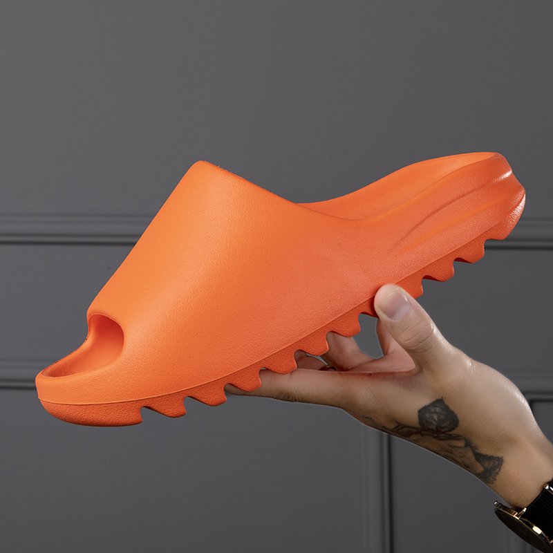 2023 Hot Sale Original Fashion EVA Foam Runners Pure Color Custom Designer Slides Slippers for Men