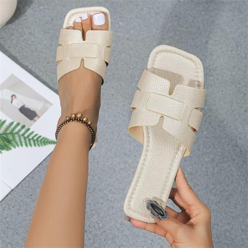 New Style Ladies Beach Sandals Fashion Zapatillas Mujer Anti-slippery Summer 2024 Designer Luxury Women's Flat Slides Slippers