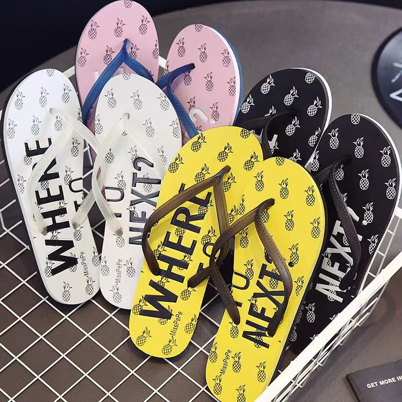Latest Design Summer Flip Flop Slippers for Women Lightweight and Anti-Slippery Beach PVC and Rubber Insoles