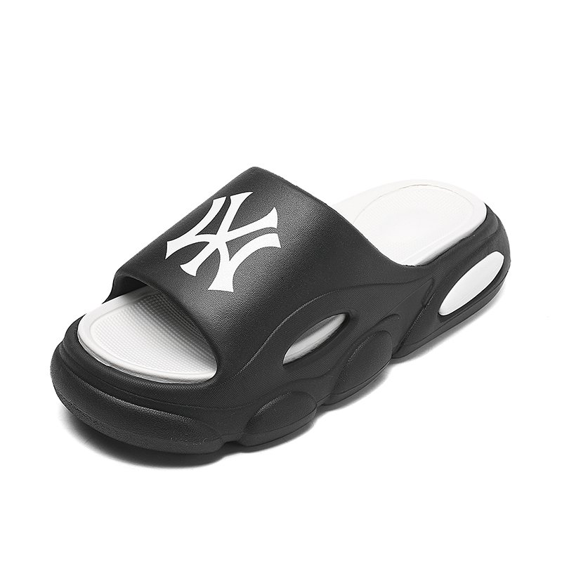 Fashion Trend Men's Thick Sole Personalized Slippers Home Beach Couples Sandals Anti Slip Durable Outdoor Slides Slippers