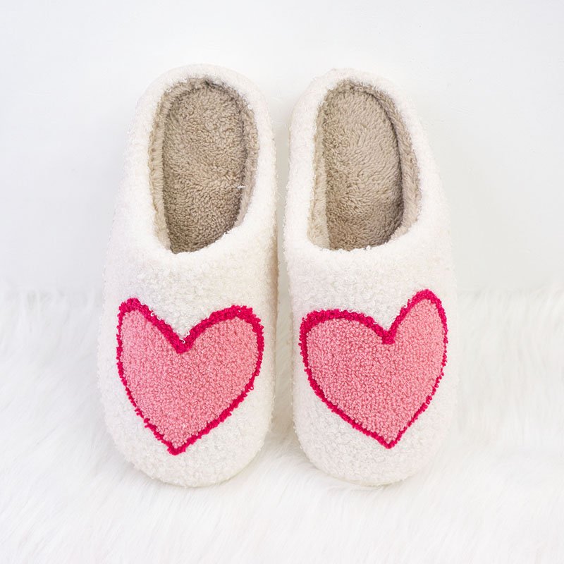 2024 New Design Happy Face Slippers Soft Indoor Warm Bedroom Custom House Valentine's Day Pink Heart Love Plush Slippers