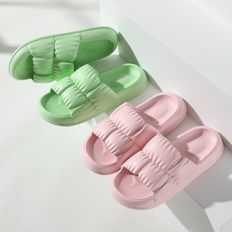 Wholesale custom free sample high quality sofy summer outdoor women black slides for girls