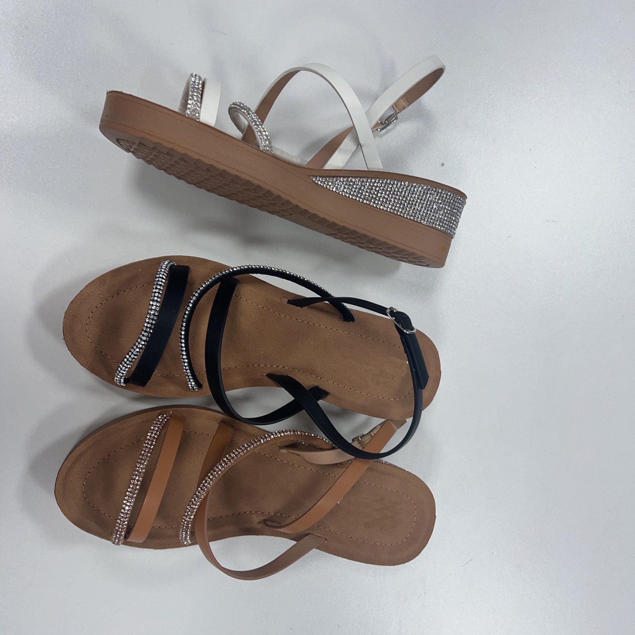 Women's Fashion Flat Sandals Genuine Leather Insole PU PVC round Slide Slippers Strap Closure Platform Style Massage Feature