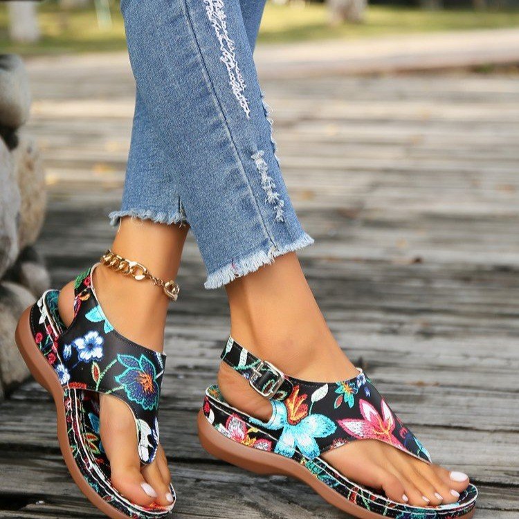 Fashion Trend summer beach holiday casual Platform slippers hot selling plus size women's Flip flop slip on sandals slides
