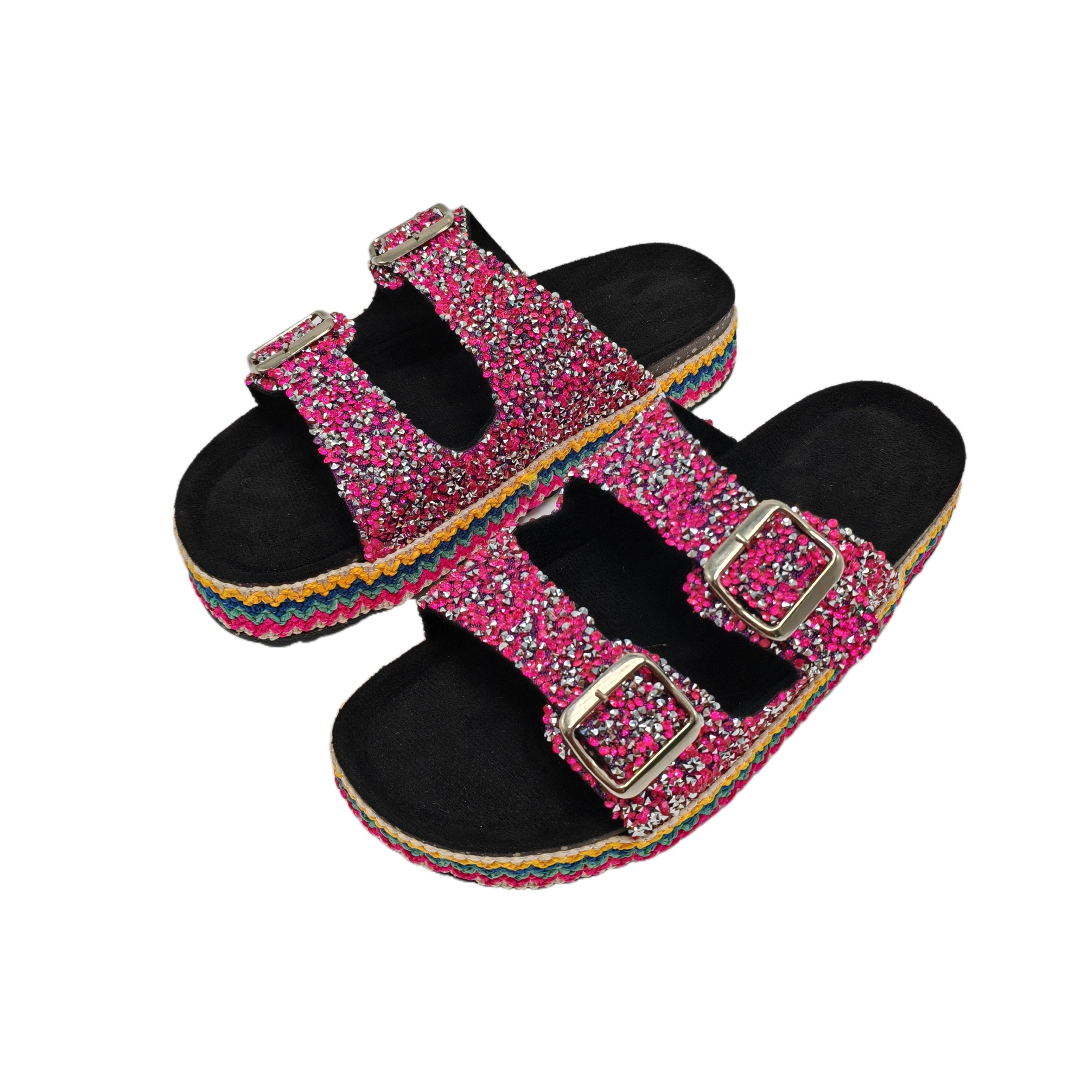 New Trending Casual Flat clogs Style Slide Slipper PVC Height Increase Soft Cushioning Sandals Open Toe PVC Rubber Plush Insole