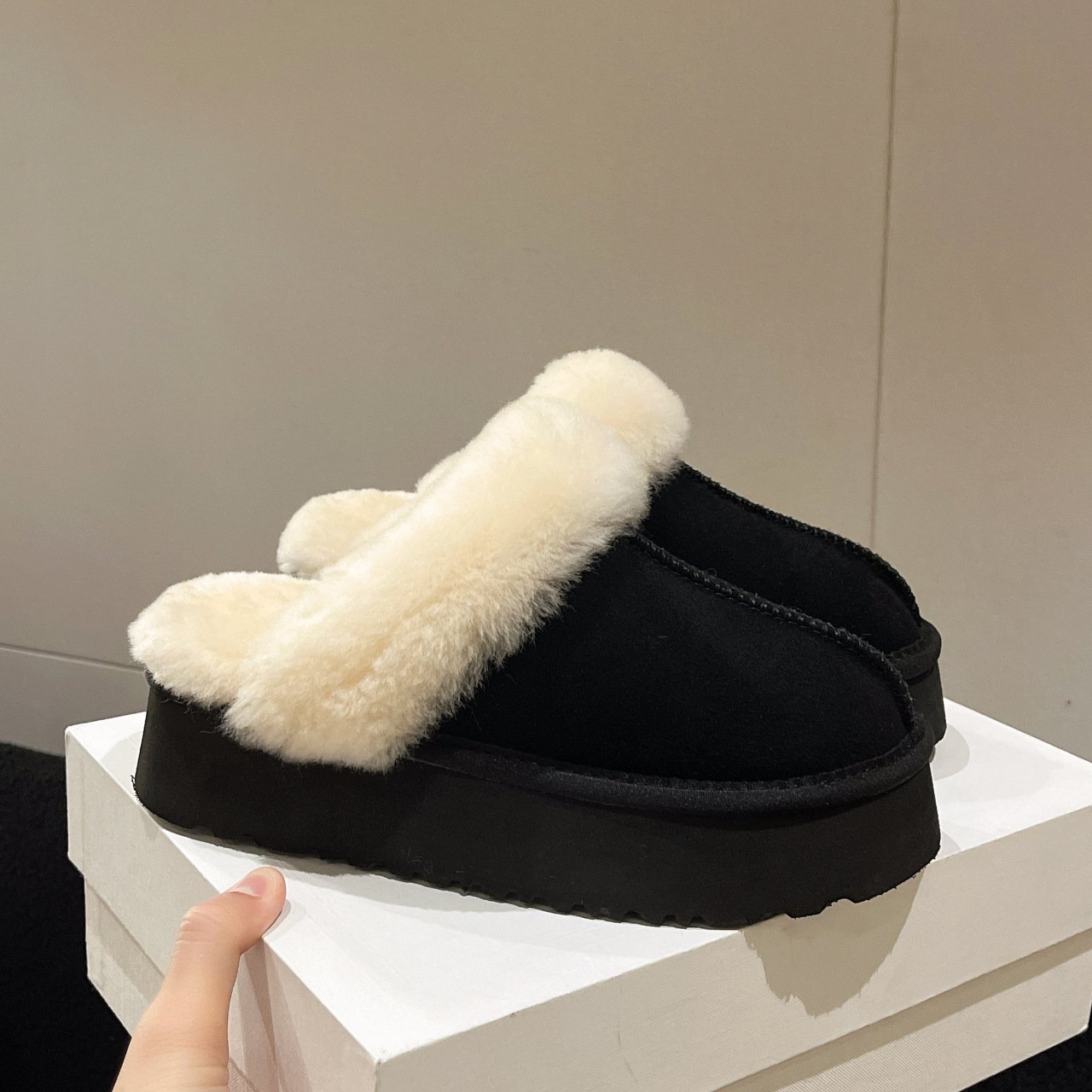 2024 new fashion fur slipper winter platform snow slides slippers fur warm women's slippers