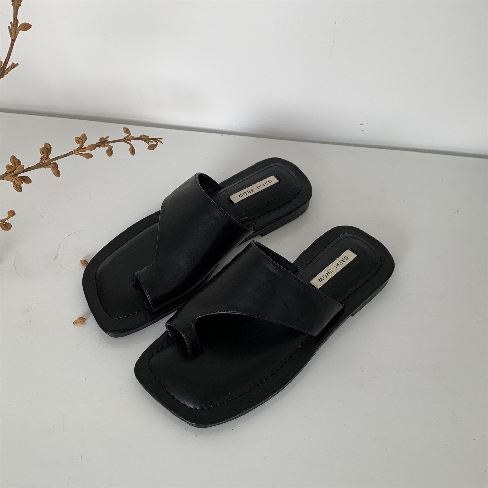 Summer New Comfortable Soft Soled Slippers Casual Women's Shoes Outside Wear Flat Lazy Peep-toe Roman Beach PVC PU Cotton