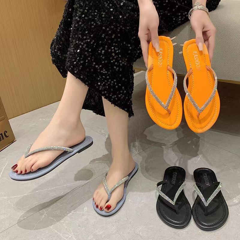 Summer Beach Wholesale Fashion Teenagers Slippers Anti-Slip Waterproof Cheap Outdoor Girl Flat Home Flip-Flops For Women