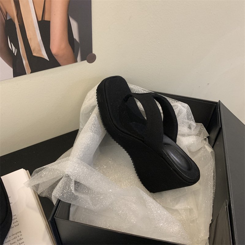 New design custom logo women slippers casual flip flops think sole beach slide slippers women luxury slippers