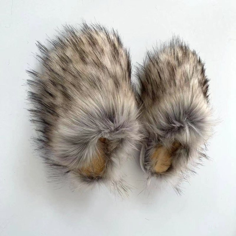 Custom Logo Flat Bottom Fluffy Fuzzy Shoes Long Faux Raccoon Slide Women Faux Raccoon Fur Slippers