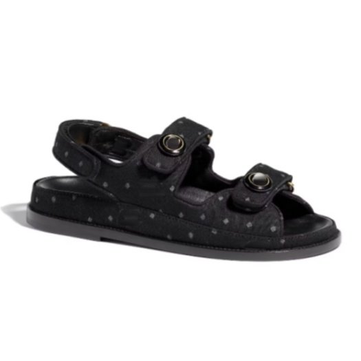 The new small fragrance slippers are unprecedentedly comfortable and versatile