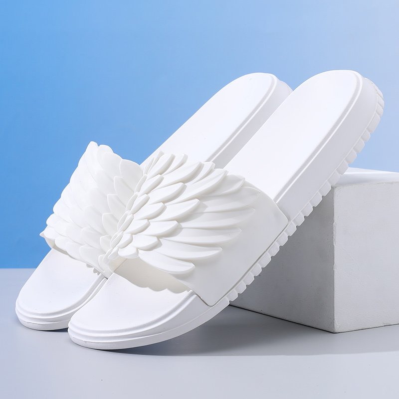 Factory Designer's Custom Slide slippers logo Men Light Weight Evergreen Cushioned Non Slip Sandals Summer Outdoor Use Wholesale