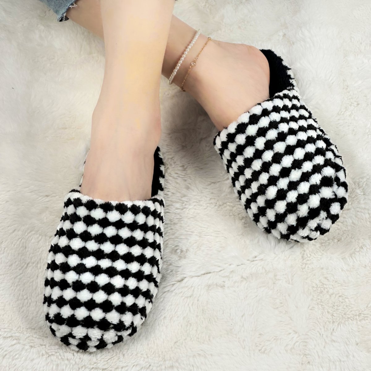 New Coming Classic Retro Style Womens Plush Slippers Indoor Silent Anti-slip Bedroom Plush Slides Slippers