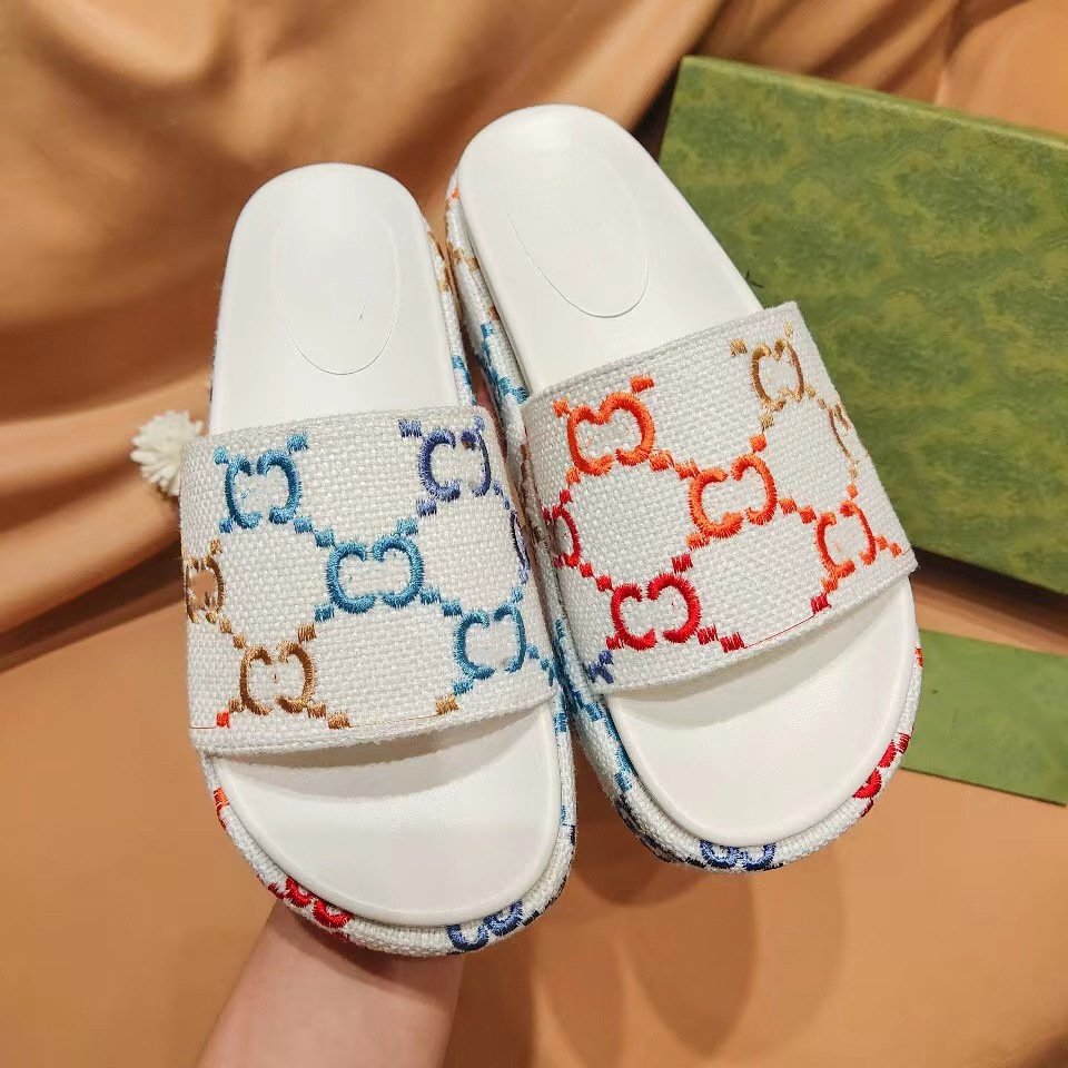 Summer China Manufacturer Home Custom Wholesale Cheap Lovely Slipper Anti-Slip Indoor Slides Slipper For Lady