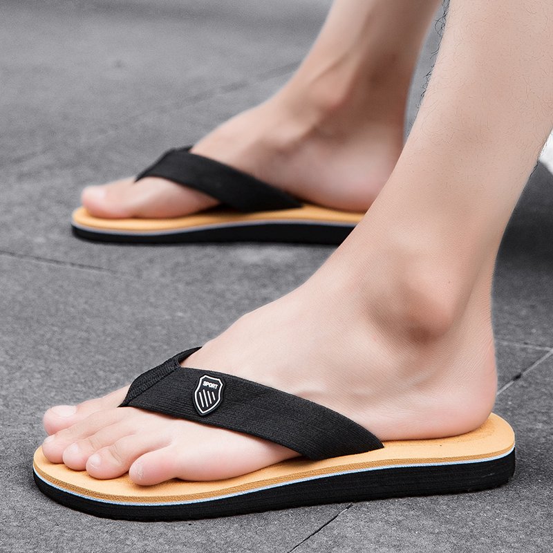 Summer EVA Thick Soles Anti Slip Soft Soles Flip Flops Slippers Wear Resistant Fashionable Men Sandals Outdoor Beach