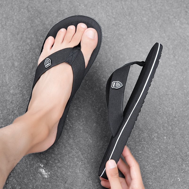 Summer EVA Thick Soles Anti Slip Soft Soles Flip Flops Slippers Wear Resistant Fashionable Men Sandals Outdoor Beach