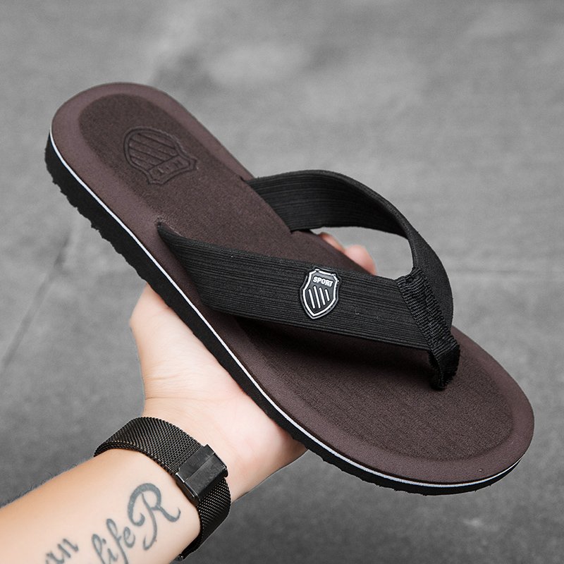 Summer EVA Thick Soles Anti Slip Soft Soles Flip Flops Slippers Wear Resistant Fashionable Men Sandals Outdoor Beach