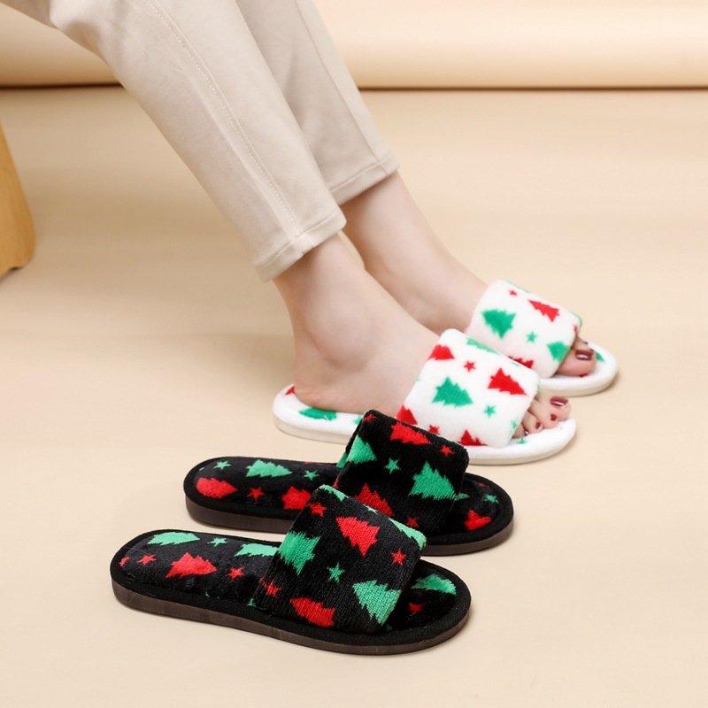 2023 winter new arrival Christmas printed Christmas tree slippers Fluffy slippers women indoor fluffy slippers retro flipflops