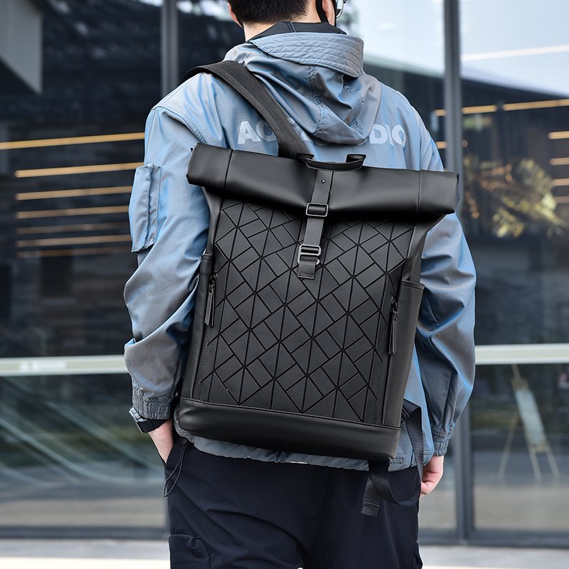 Fashion trend PU waterproof wear-resistant material men's fashion Backpack 15.6-inch laptop backpack suitable for outdoor travel