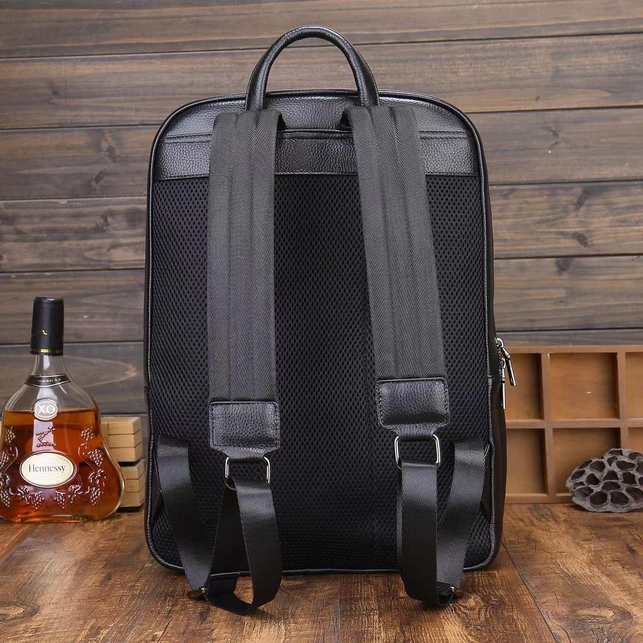 Custom Logo Leather Checkerboard Laptop Back Pack Men Waterproof Black Genuine Leather Travel Laptop Backpack for Men