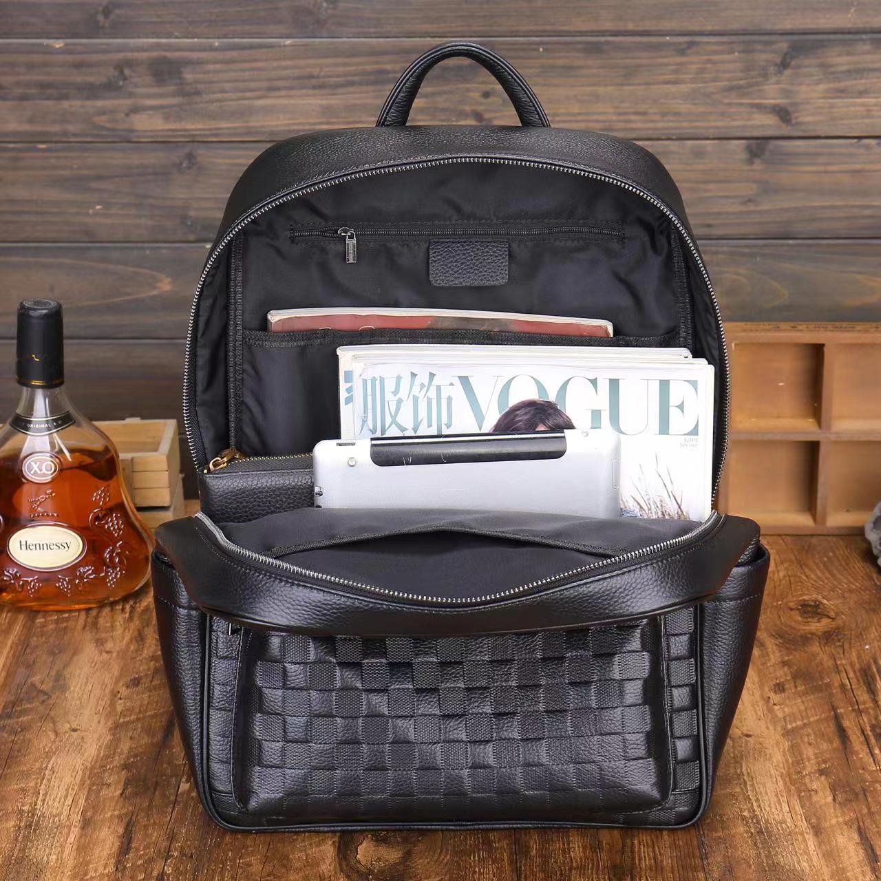 Custom Logo Leather Checkerboard Laptop Back Pack Men Waterproof Black Genuine Leather Travel Laptop Backpack for Men