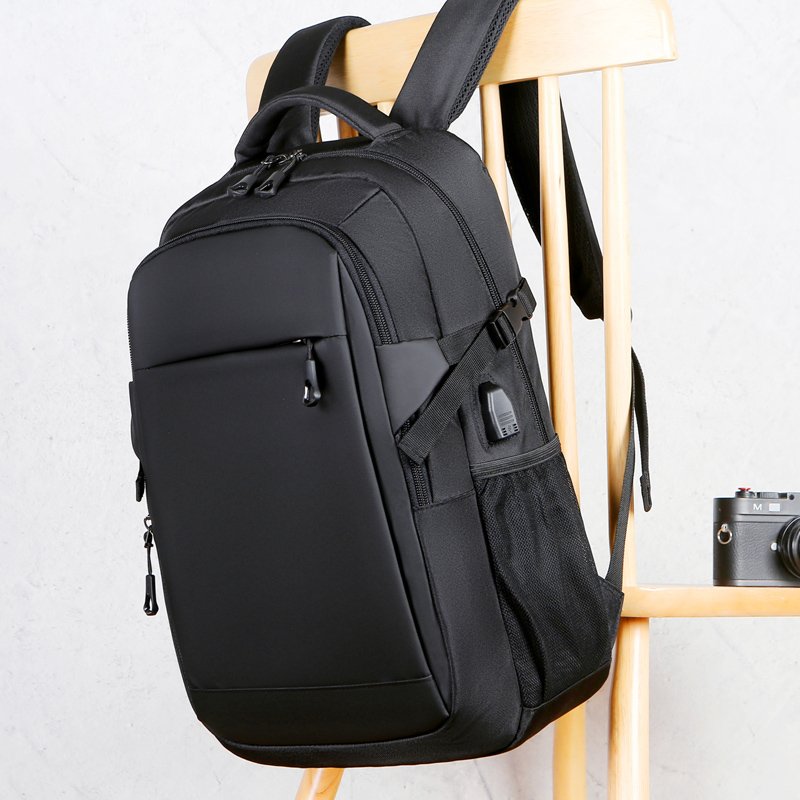 Wholesale Custom Logo Large Capacity Casual Sports Laptop Backpacks with USB Port for Students and Business Travel