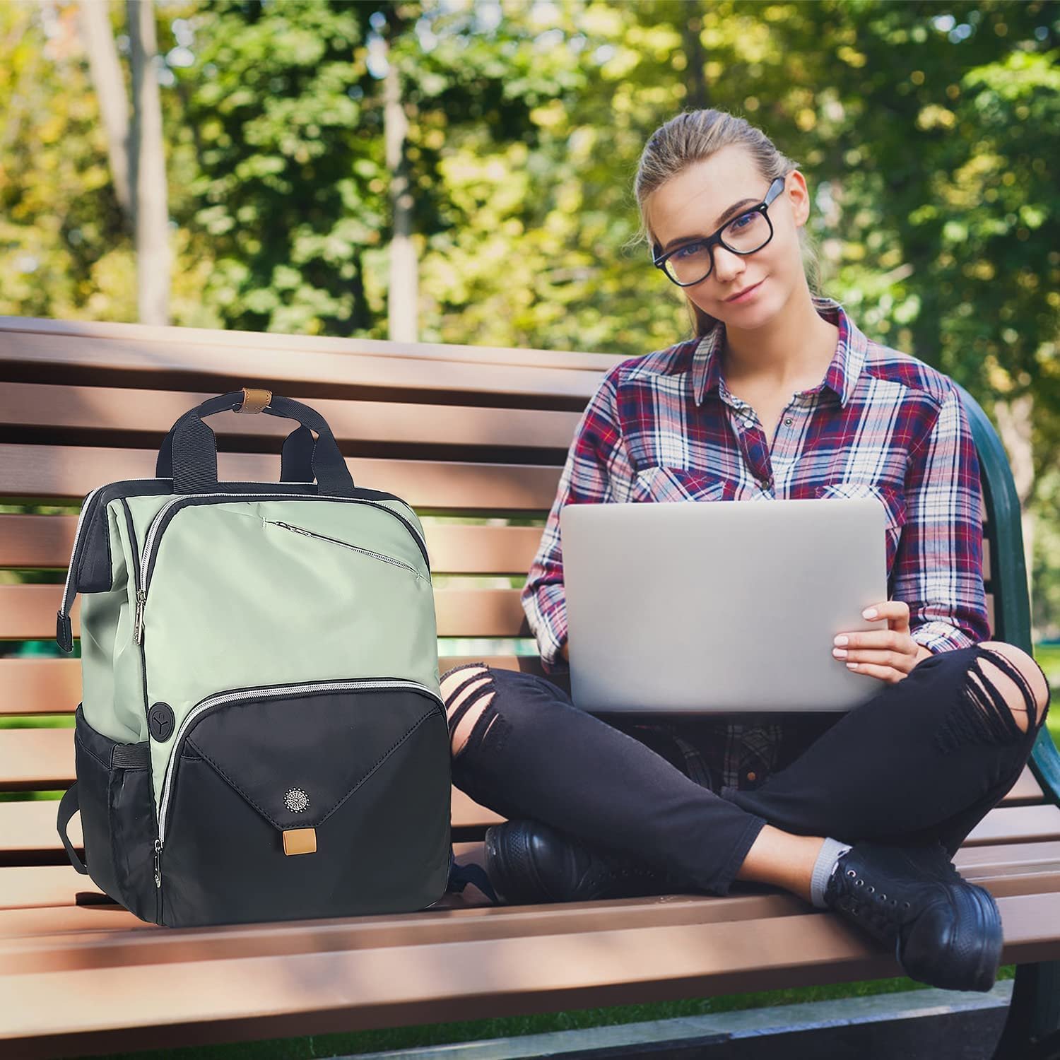 2024 wholesale Fashion Black Travel Backpack For Men School College Students Backpack Fits 15.6 Inch Travel Laptop Backpack