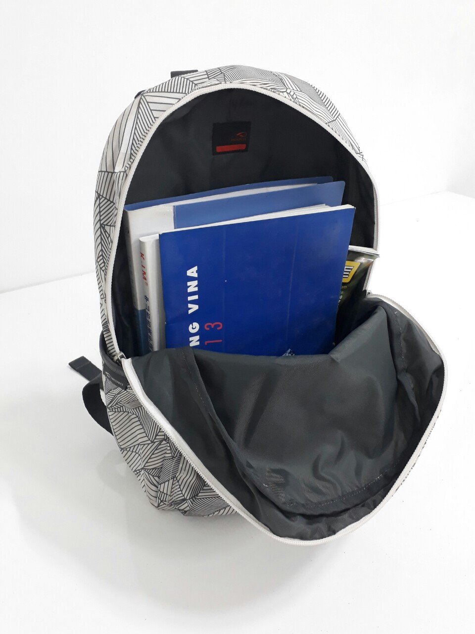Hot Sale Unisex Multifunction School Backpack Large Capacity Waterproof Laptop Bag Zipper Closure Fashion Style Made Vietnam