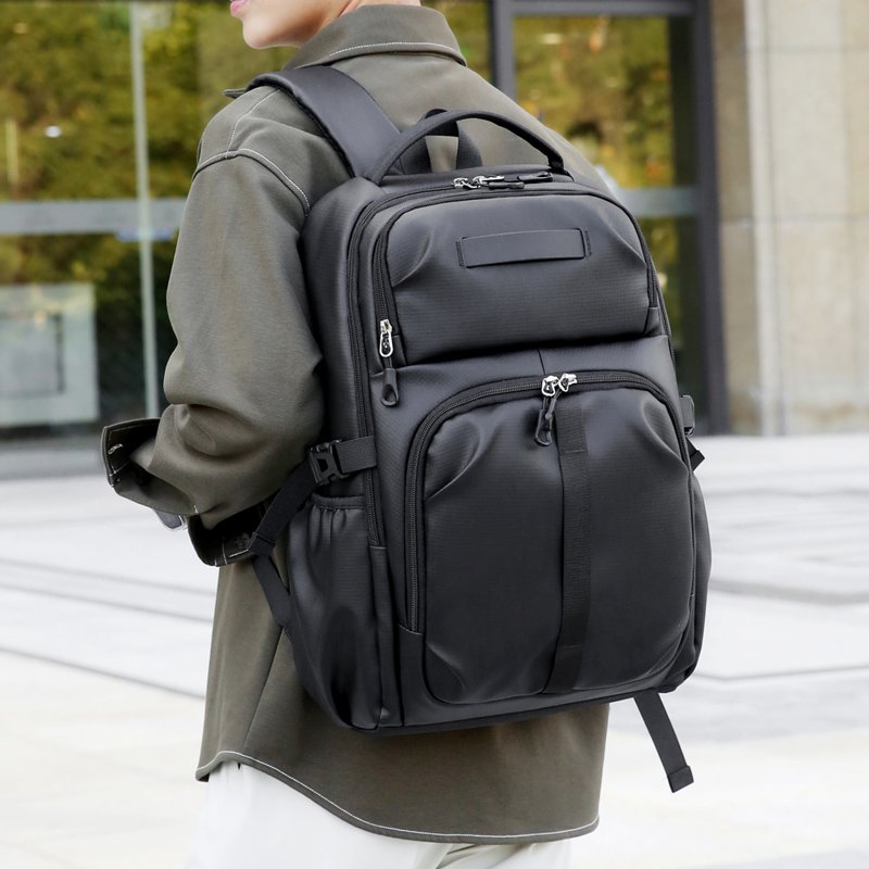 Wholesale business large capacity computer bags Men's Fashion casual waterproof laptop backpack ladies travel backpack