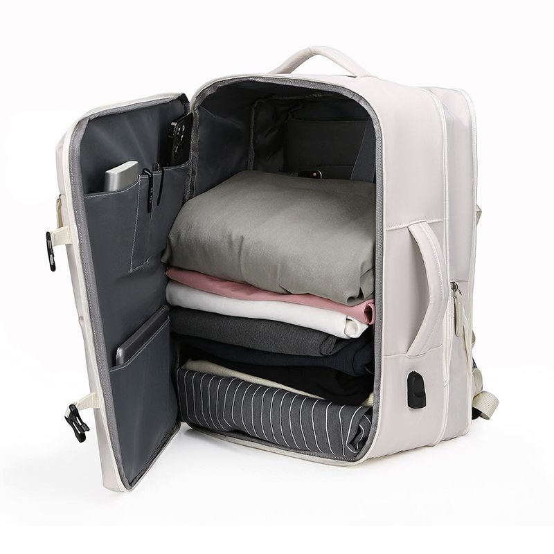 Wholesale Customized 17 Inches Large Travel Bagpack Water Resistant Expandable Backpack Air Travel Business USB Laptop Backpack