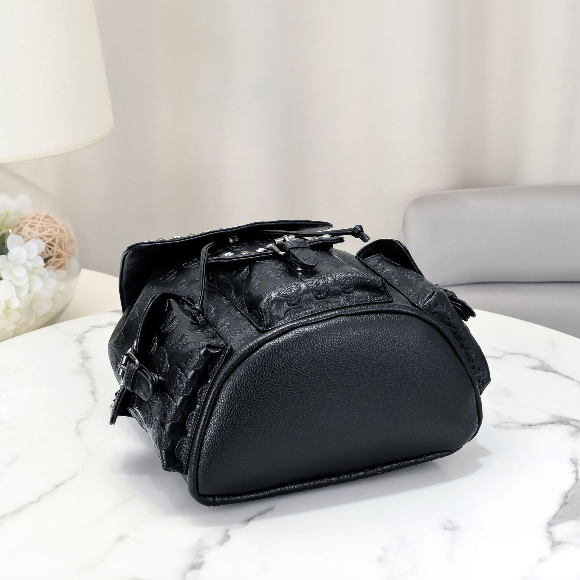 Fashion Punk Rivet Personality College Bags Bookbag School Computer Bag Travel Laptop Backpack 3D PU Leather Skull Backpack