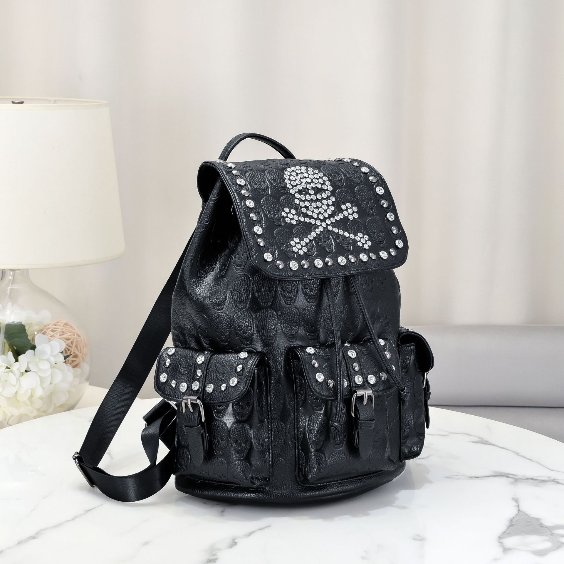 Fashion Punk Rivet Personality College Bags Bookbag School Computer Bag Travel Laptop Backpack 3D PU Leather Skull Backpack