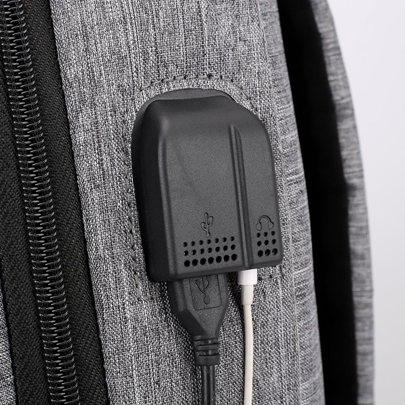 2021 17.5 inches night luminous strap USB charger headset jack army green aluminum handle laptop backpack bag