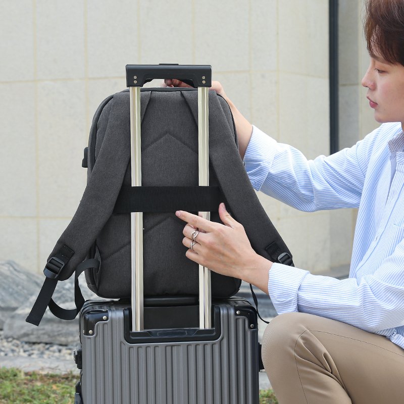 Men's Business Laptops Backpack Waterproof Backpack with USB Charger Port Fashion Polyester Male Waterproof Notebook Bag Nylon