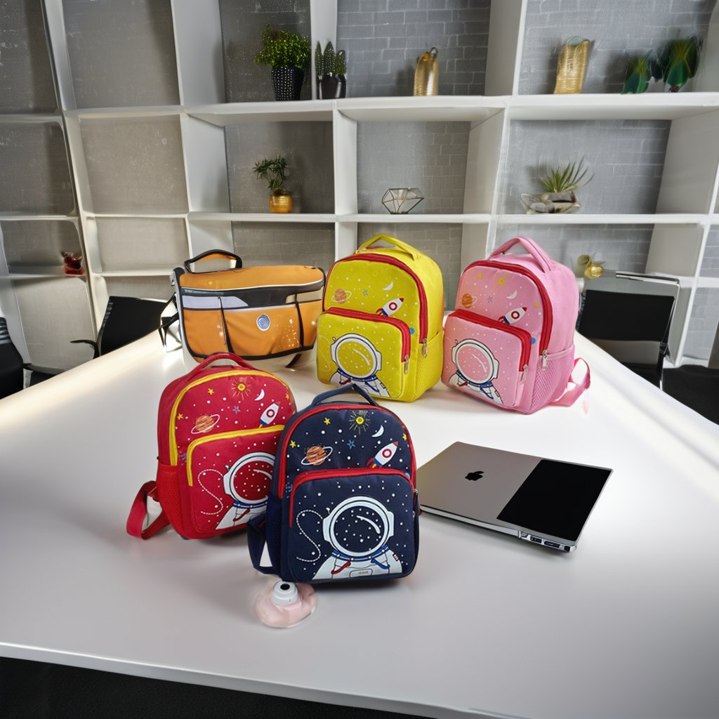 Cartoon Cute Astronaut Backpack for Kindergarten Male and Female Design Lightweight Polyester Laptop School Bag for Children