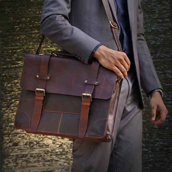 High Quality Men's Genuine Leather Laptop Backpack Sophisticated Design with Premium Features Cheap Price