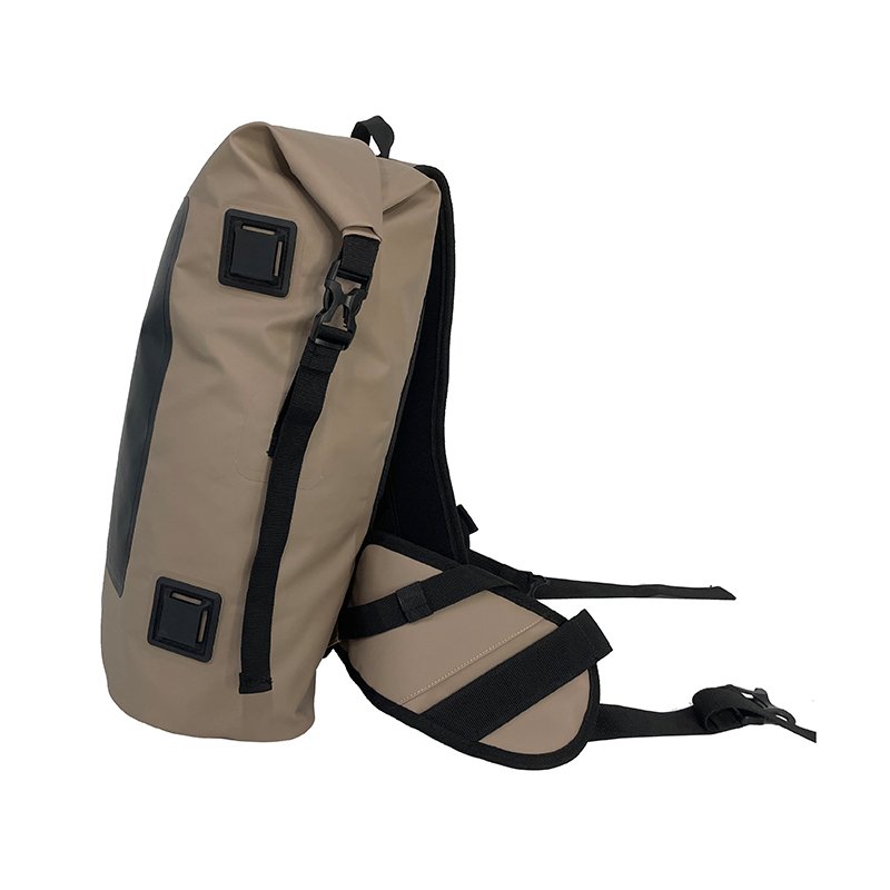 Wholesale 30L travel laptop bag backpack waterproof for daily and traveling comping hiking