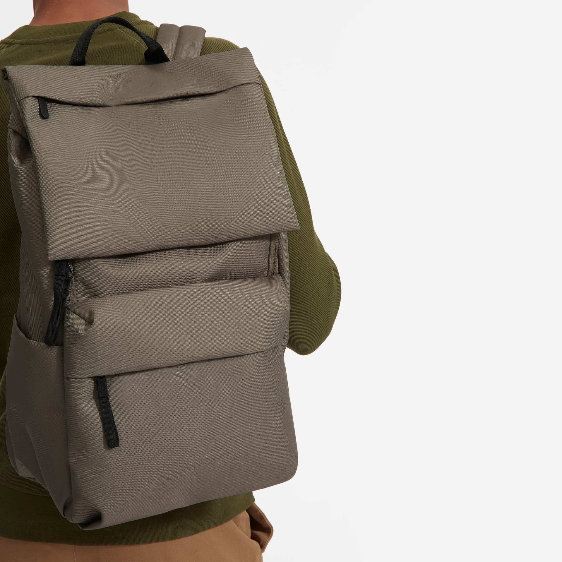 Wholesale Custom Logo Travel Backpack Gray Smart Computer Laptop Bags For Men And Women Backpack