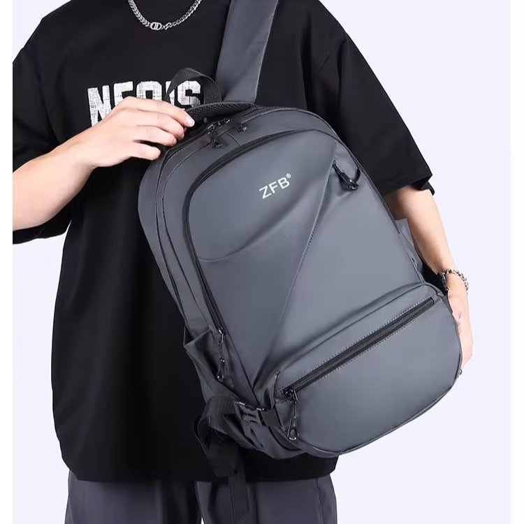 2024 Unisex Softback 40L Laptop Backpack New Business Fashion Design Waterproof Features Lightweight Strap Zipper Lining Travel