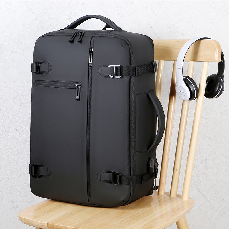 2024 OEM/ODM Anti Theft Gaming Travel Laptop Backpack for Business Man Bag