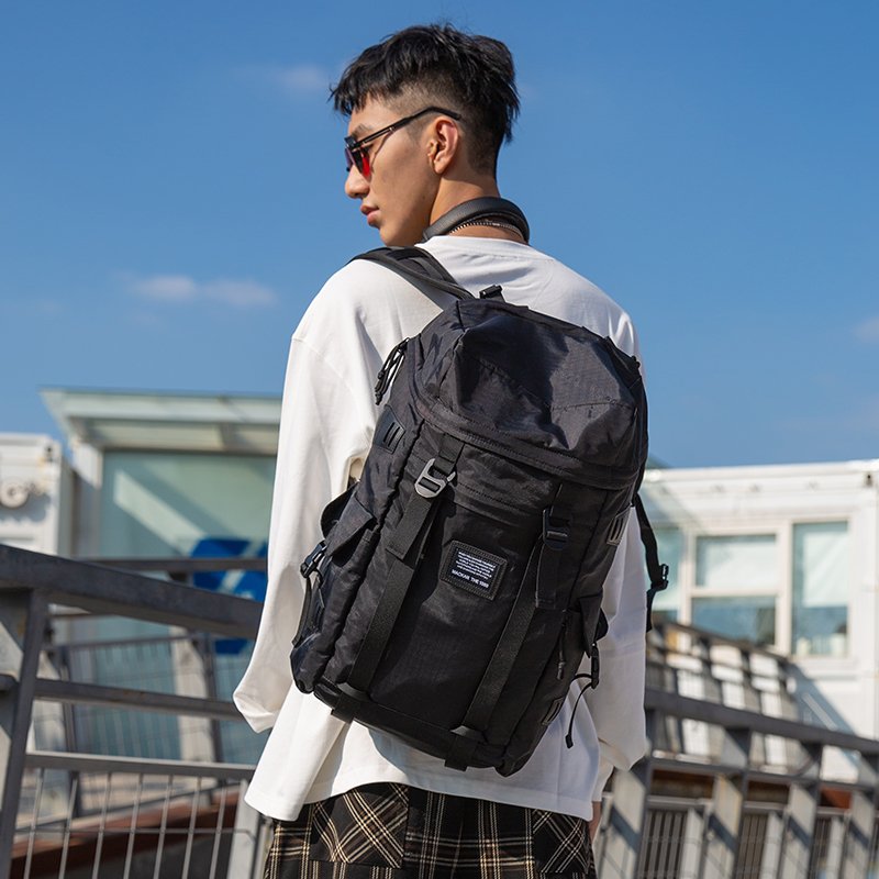Factory customized wholesale polyester fashion trend high-quality laptop backpacks