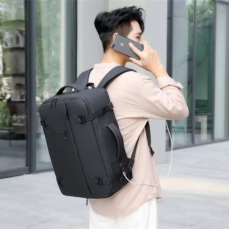 Outdoor Style Large Capacity Luxury Men Black Backpack Waterproof Bag Travel Backpack with Shoes Compartment Laptop Backpack