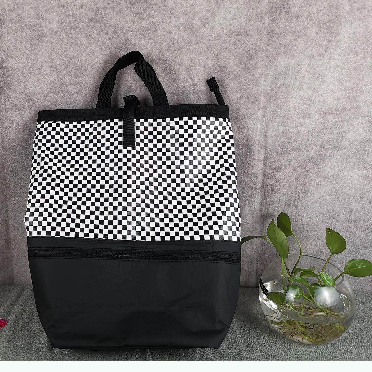 Wholesale fashion high quality office computer bag laptop waterproof grid large capacity backpack