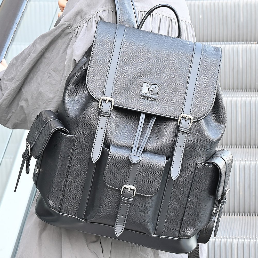 Wholesale New Style Mens Leather Backpacks Fashion Outdoor Sports Laptop Backpacks Bag