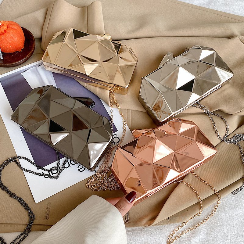 2022 New Metallic Evening Bag Solid Color Textive Handheld Banquet Bag Single Shoulder Golden Geometric Evening Bag