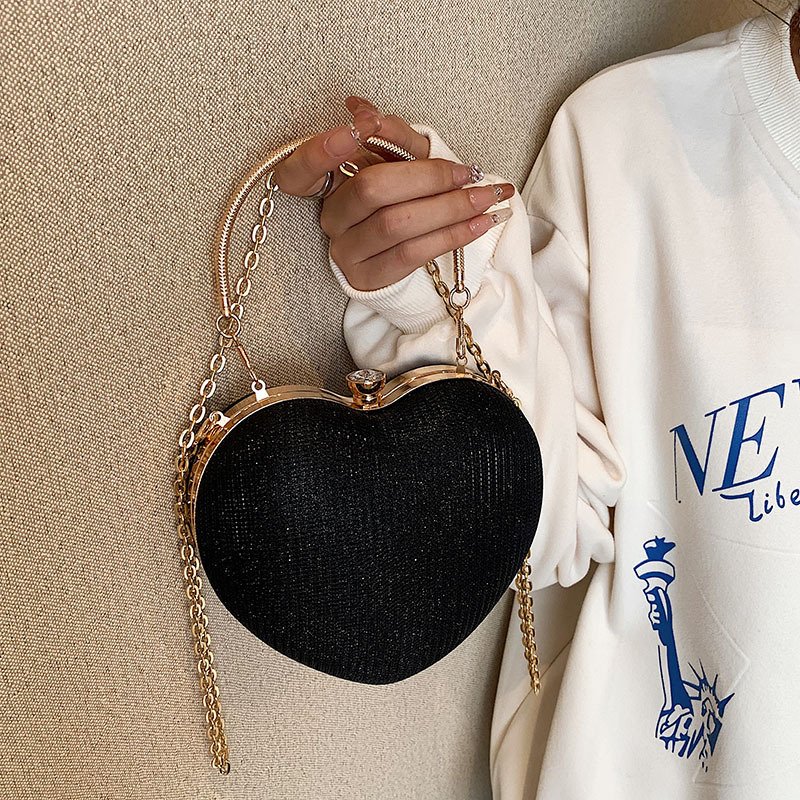Wholesale evening bag Women's Clutch Cross-Body Bag with Peach Heart Design Mini Small Portable Chain New Fashion Sense bag