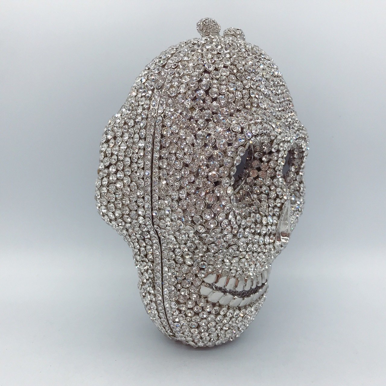 Halloween 3D Skull Clutch Purse Evening Bag Rhinestone Bag Crystal Metal Clutch for Women Evening Cocktail Party