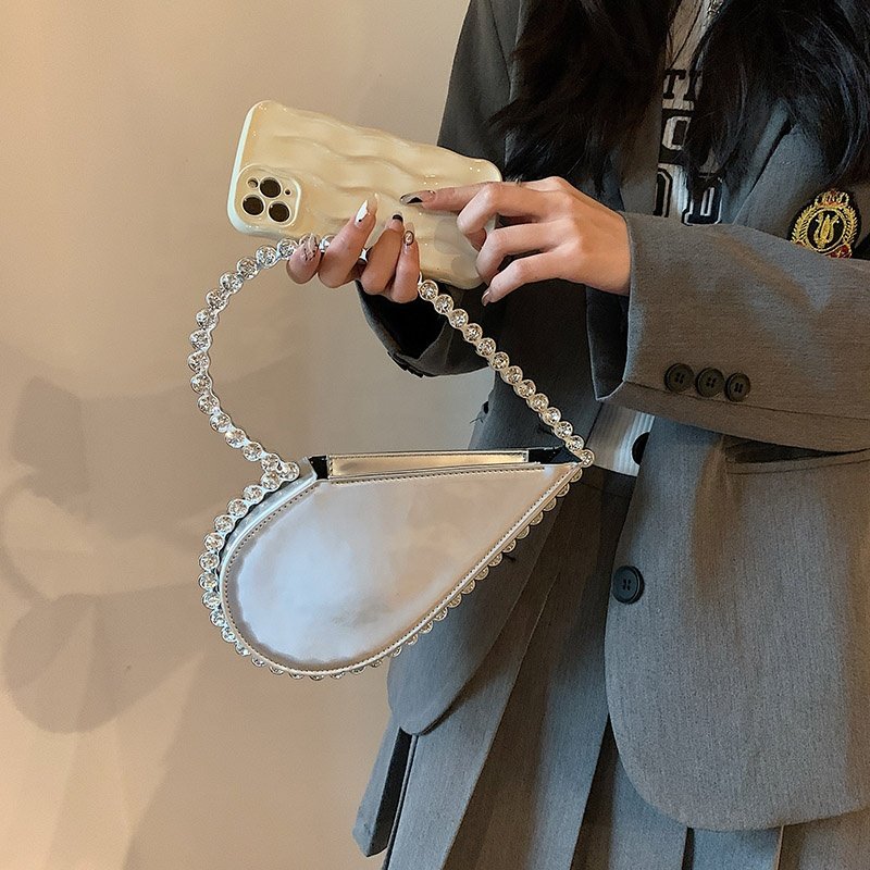 Summer Fashion Women Evening Bags 2024 Heart Shape Rhinestone Young Lady Small Clutch Ladies Designer Luxury Purses For Party