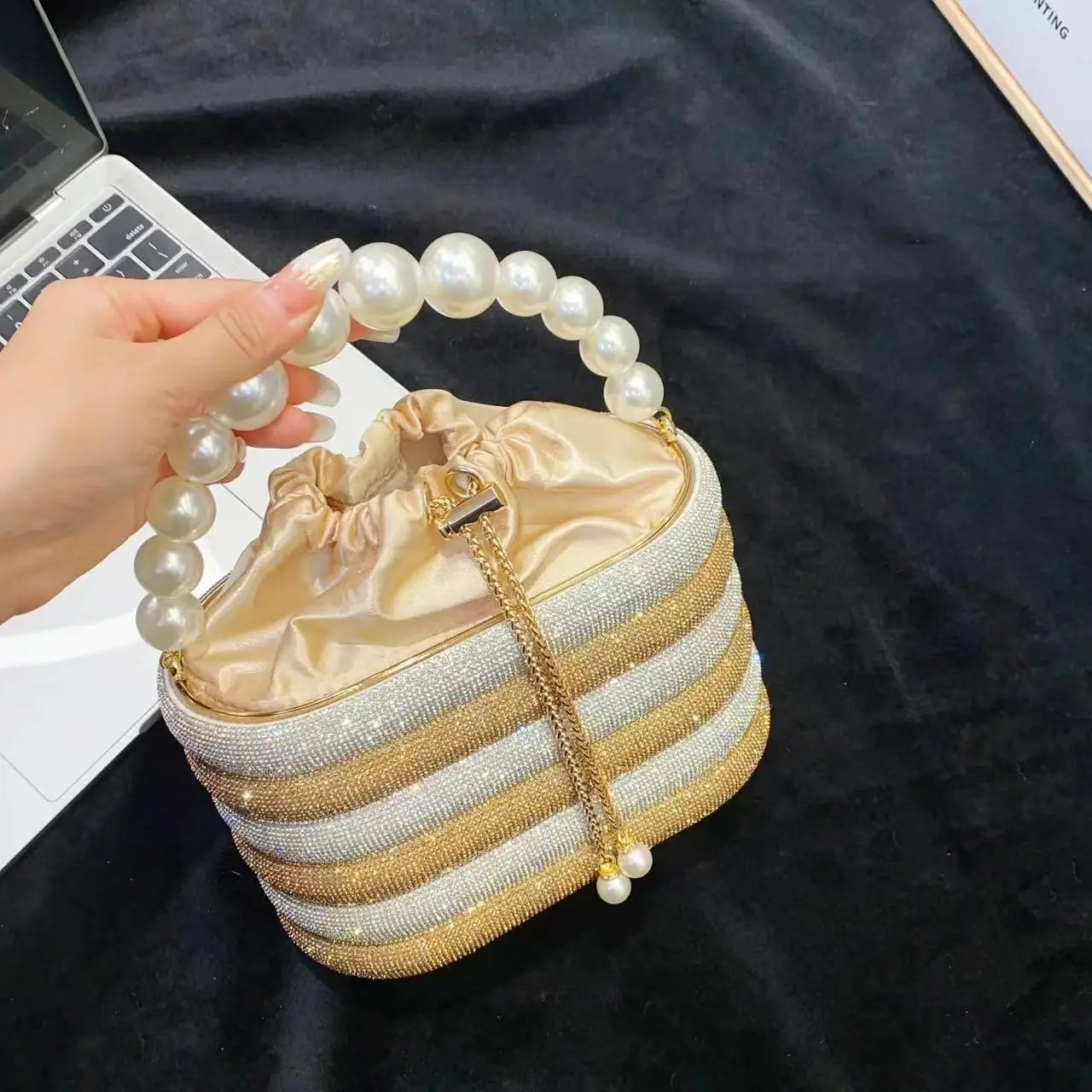 Glitter Shiny Rhinestone Handbags Women Pearl Beaded Top Handle Clutch Purses Diamond Evening Bags