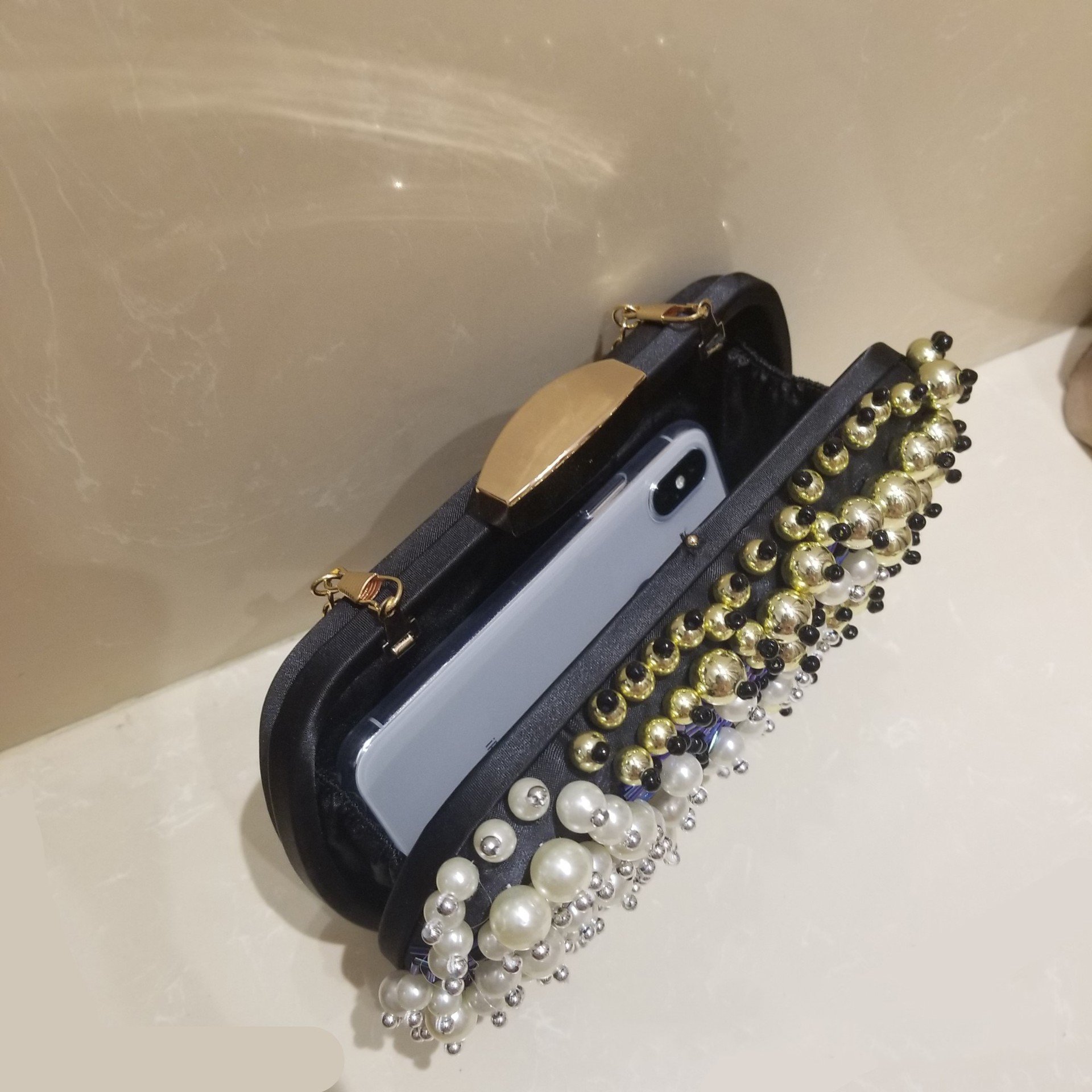 European And American Evening Bags Clutch 2023 Luxury Handmade Pearl Flower Beaded Chain Evening Ladies Hand Bags